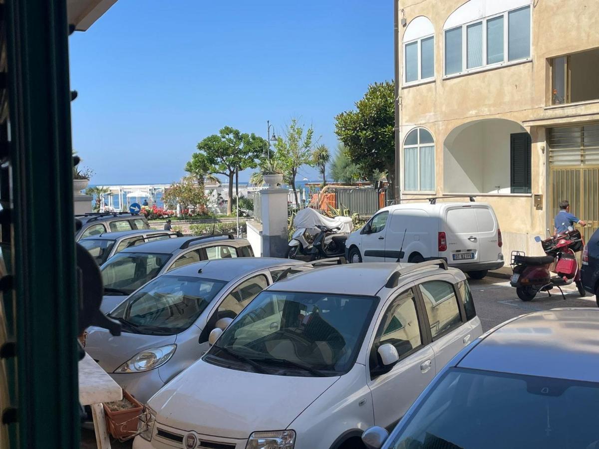 Appartamento 10 M Dal Mare Casa Da Zia Lena Maiori Kültér fotó